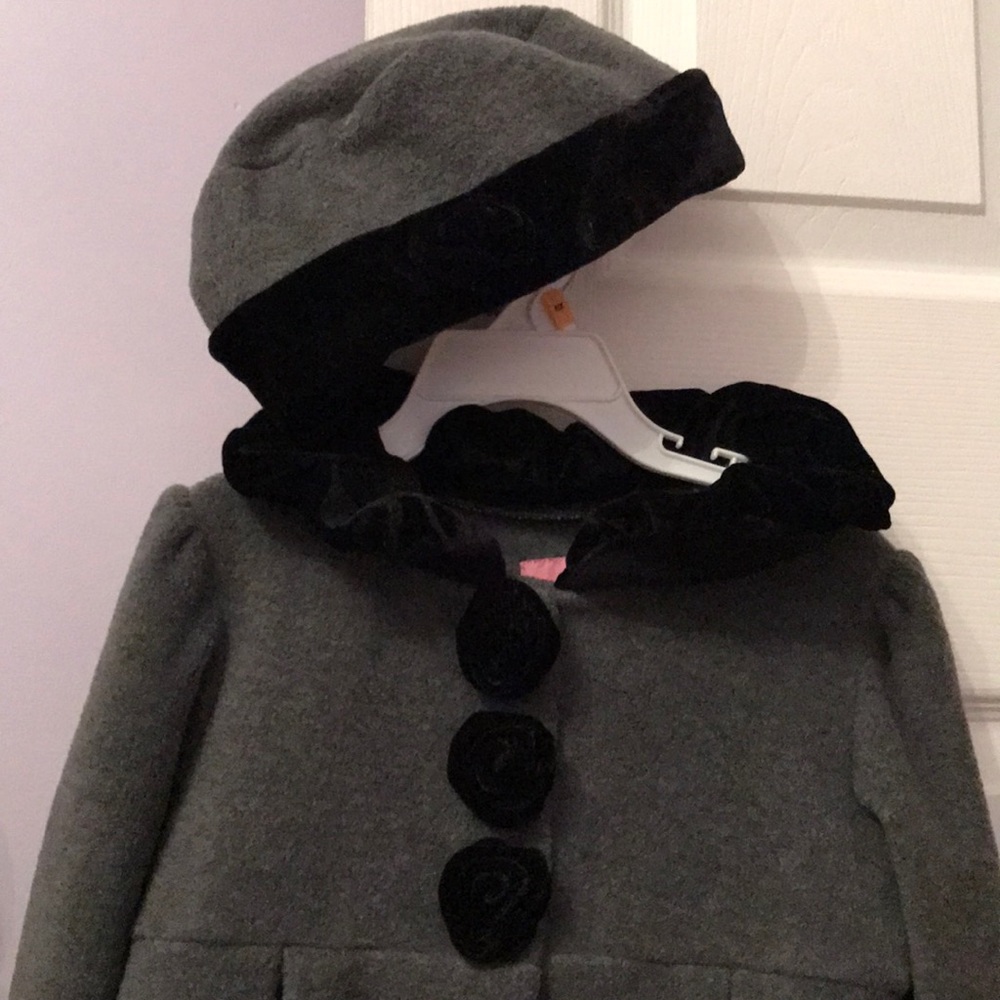 Coat - Picture 3 of 4